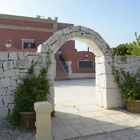 Villa Masseria Le Colonne Del Sole
